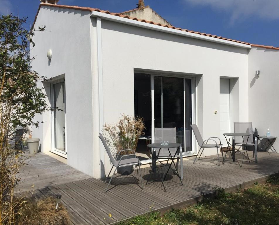 33 Bis Hotel La Rochelle  Exterior foto